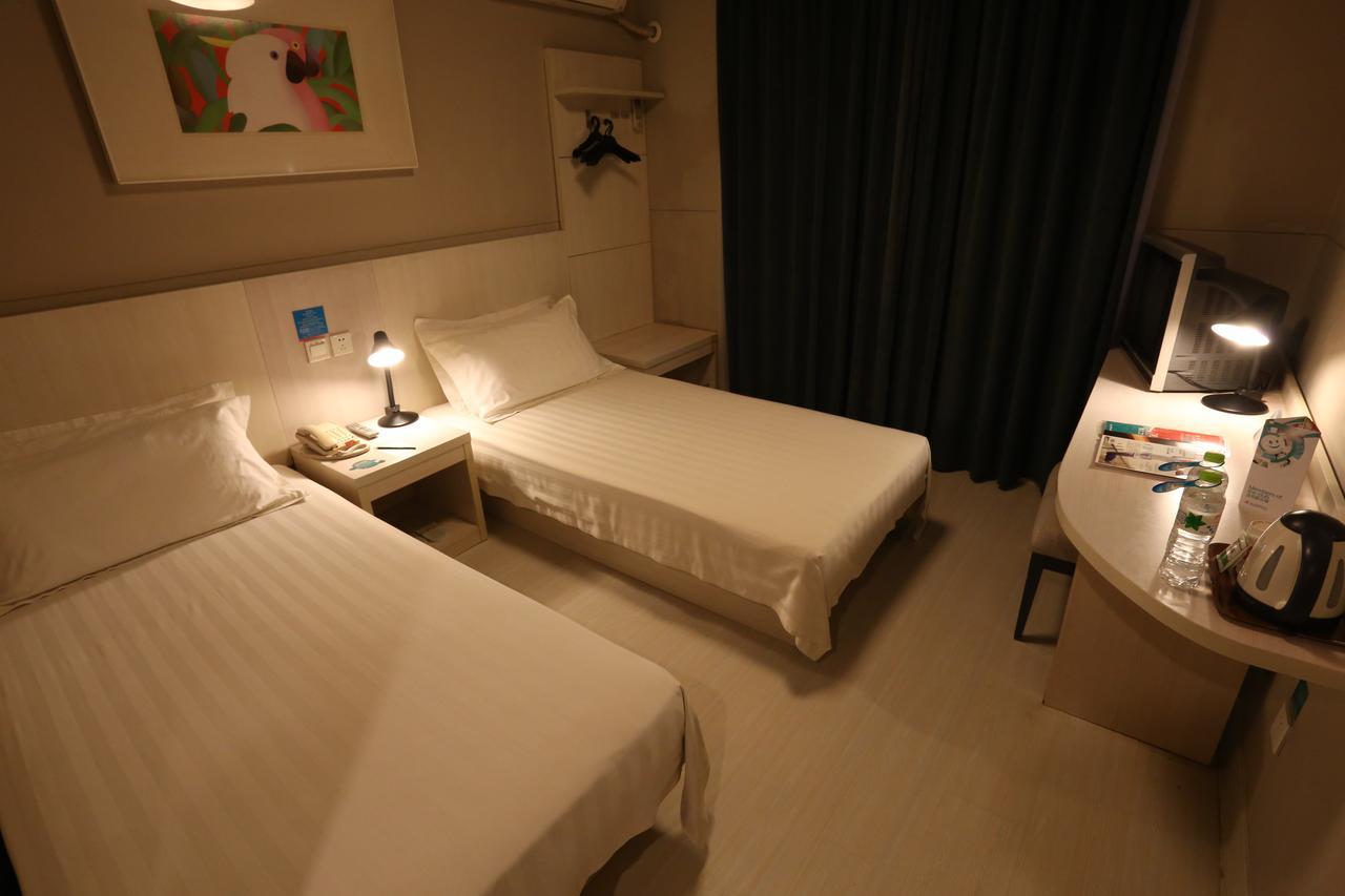 Jinjiang Inn Jining Guhuai Road Екстер'єр фото