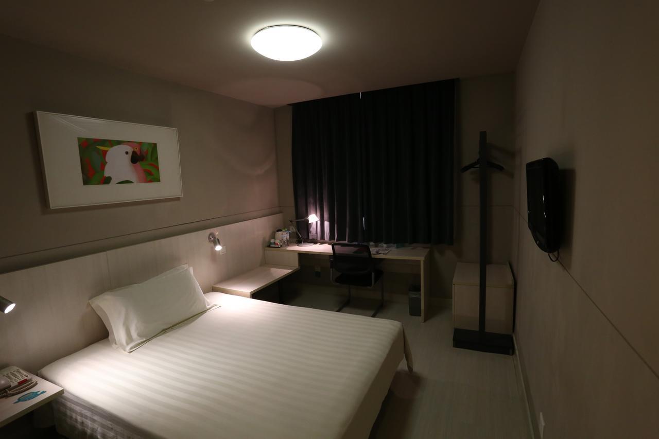 Jinjiang Inn Jining Guhuai Road Екстер'єр фото