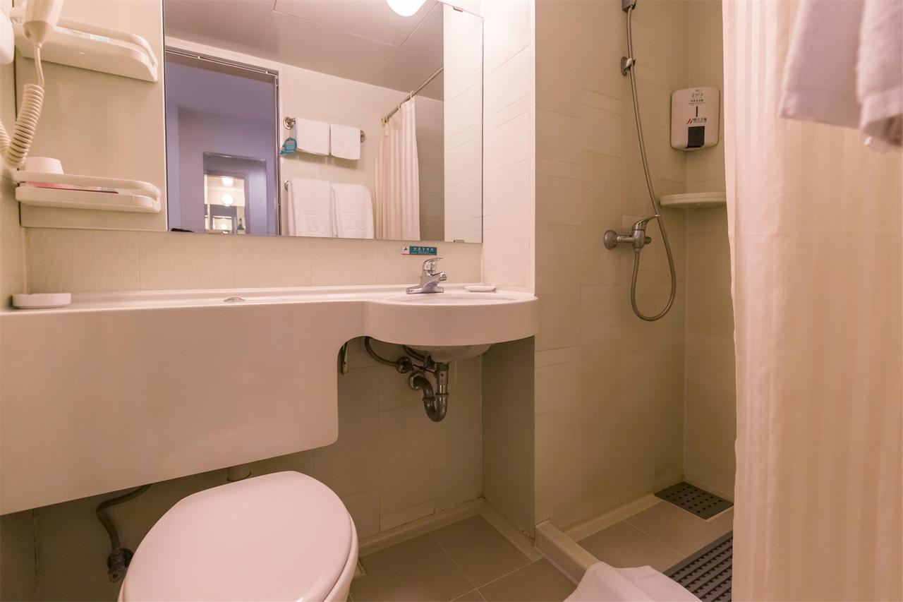 Jinjiang Inn Jining Guhuai Road Екстер'єр фото