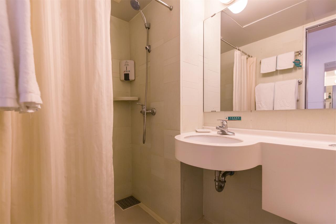 Jinjiang Inn Jining Guhuai Road Екстер'єр фото